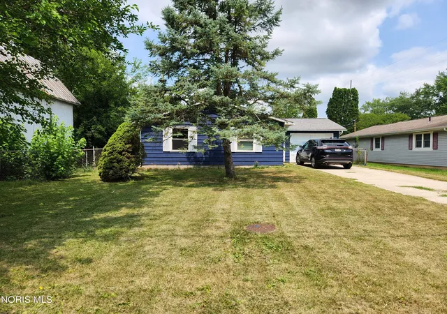 2nd image of 411 E South St, Bryan, OH 43506 | MLS# 10011203