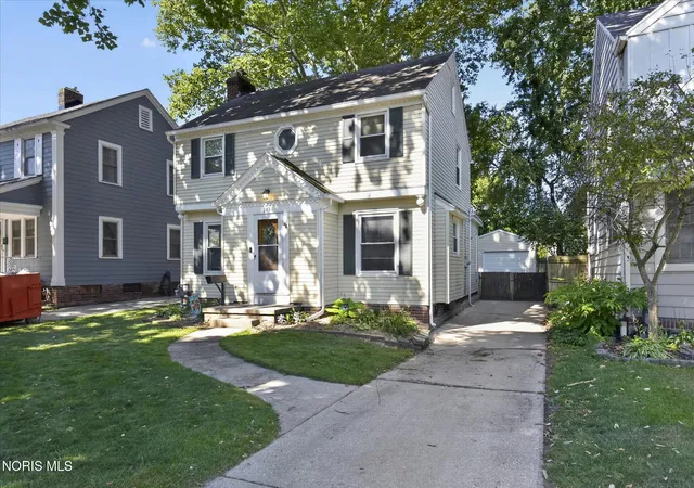 Photo 1 of Single family home for sale at 3831 Bowen Rd, Toledo, OH 43613 | MLS# 10011295 | Listing updated on 2026-08-30