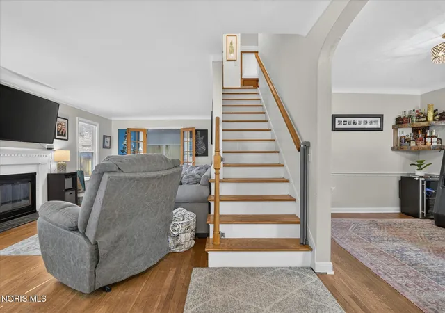 Photo 3 of Single family home for sale at 3831 Bowen Rd, Toledo, OH 43613 | MLS# 10011295 | Listing updated on 2026-09-21