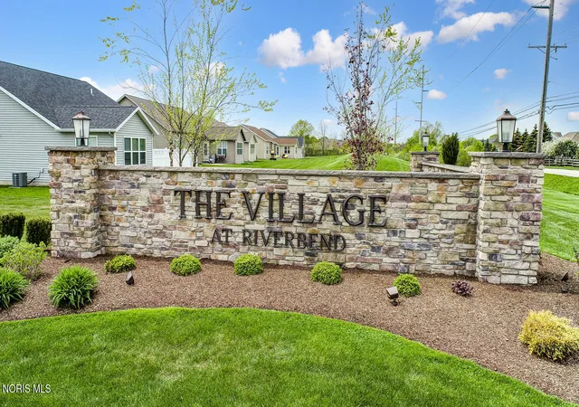 3rd image of 15038 Stonebridge Ln, Perrysburg, OH 43551 | MLS# 10011248