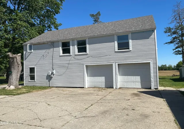 Photo 3 of Sale Pending at 15567 County Rd D50, Bryan, OH 43506 | MLS# 10011455 | Listing updated on 2026-09-01