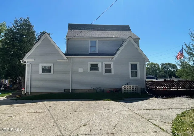 Photo 4 of Sale Pending at 15567 County Rd D50, Bryan, OH 43506 | MLS# 10011455 | Listing updated on 2026-09-01
