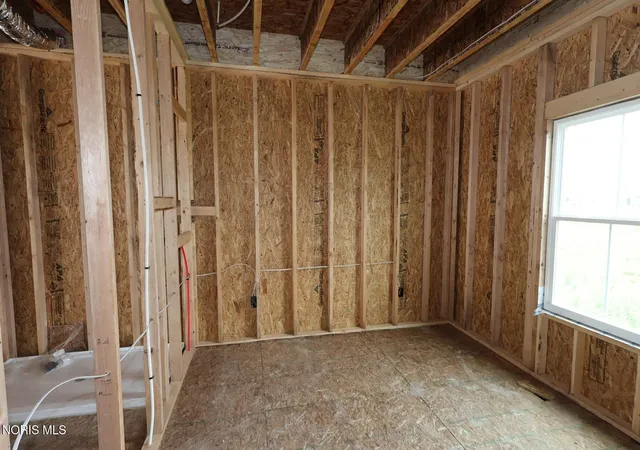 24th image of 2148 Ellen Dr, Holland, OH 43528 | MLS# 10011267