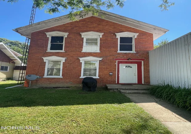 1st image of 331 S Beech St, Bryan, OH 43506 | MLS# 10011453