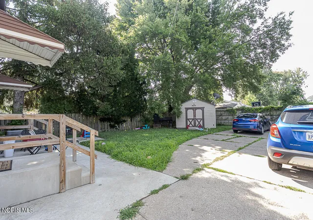 Photo 4 of House for sale at 619 Eleanor Ave, Toledo, OH 43612 | MLS# 10011244 | Listing updated on 2026-08-05