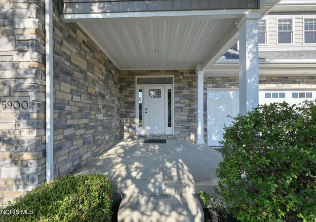 5th image of 5900 Walnut Springs Blvd, Sylvania, OH 43560 | MLS# 10011233