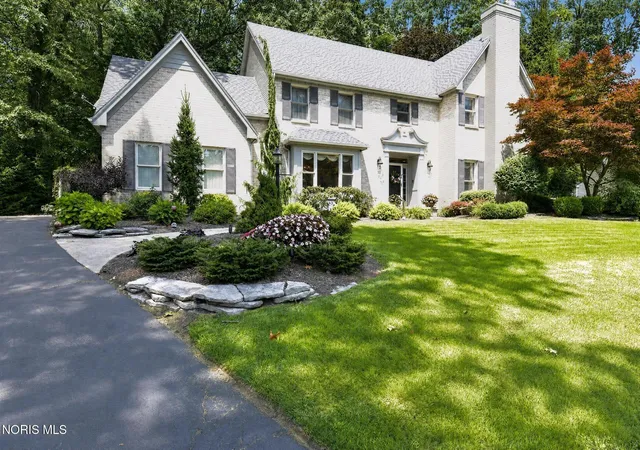 Photo 3 of Single family home for sale at 630 Anastasia Ct, Holland, OH 43528 | MLS# 10011256 | Listing updated on 2026-09-15