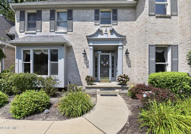Photo 4 of Single family home for sale at 630 Anastasia Ct, Holland, OH 43528 | MLS# 10011256 | Listing updated on 2026-09-15