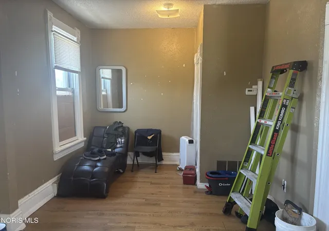 3rd image of 902 N Huron St, Toledo, OH 43604 | MLS# 10011261