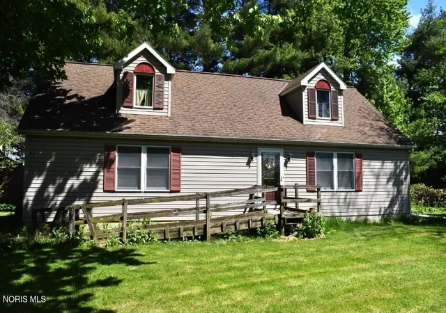 1st image of 6424 Us 6, Gibsonburg, OH 43431 | MLS# 10011294