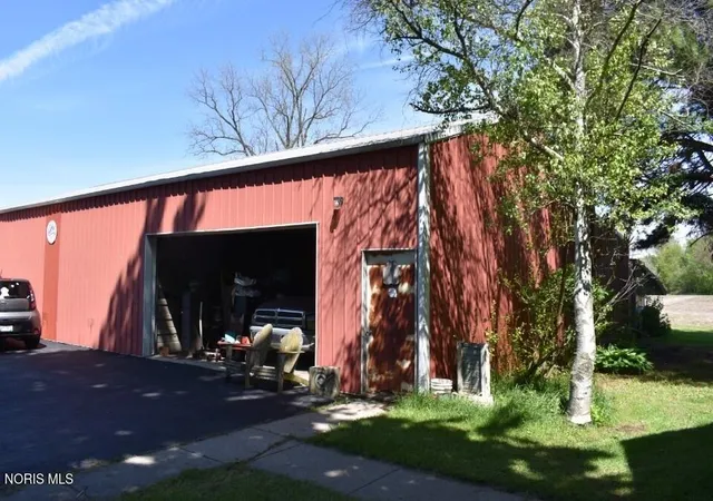 Photo 4 of Single family home for sale at 6424 Us 6, Gibsonburg, OH 43431 | MLS# 10011294 | Listing updated on 2026-09-24