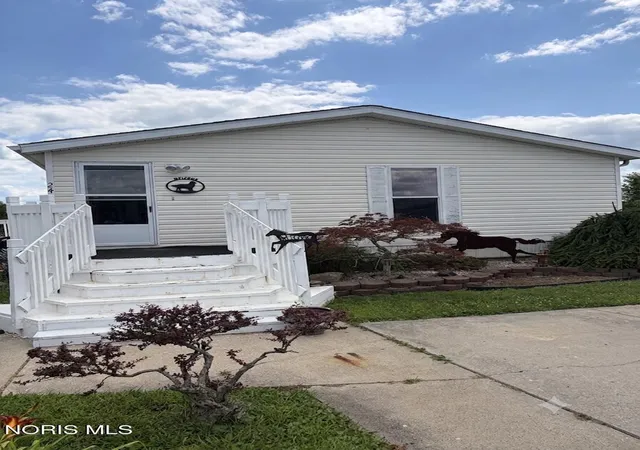 2nd image of 27484 Oregon Rd #242, Perrysburg, OH 43551 | MLS# 10011274