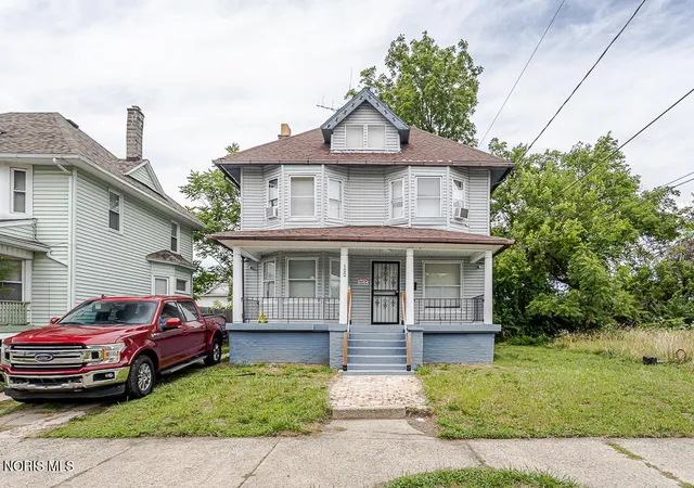 1st image of 122 Columbia St, Toledo, OH 43620 | MLS# 10011473
