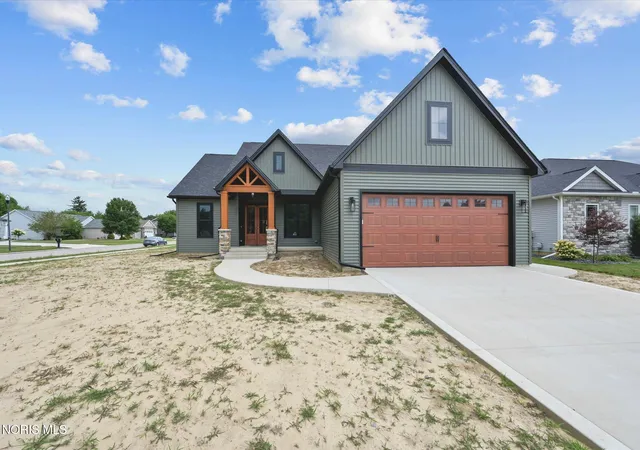 Photo 3 of Single family home for sale at 101 Ashberry Way, Swanton, OH 43558 | MLS# 10011264 | Listing updated on 2026-09-08