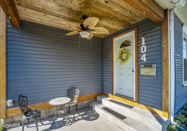Photo 3 of Single family home for sale at 104 Jefferson St, Delta, OH 43515 | MLS# 10011759 | Listing updated on 2026-08-28