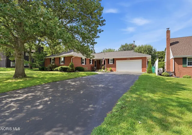 Photo 1 of Sale Pending at 126 Oakland Ave, Findlay, OH 45840 | MLS# 10011296 | Listing updated on 2026-09-03