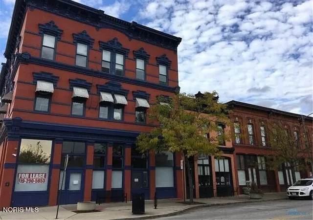 1st image of 44 S St Clair St #Apt 11, Toledo, OH 43604 | MLS# 10011348