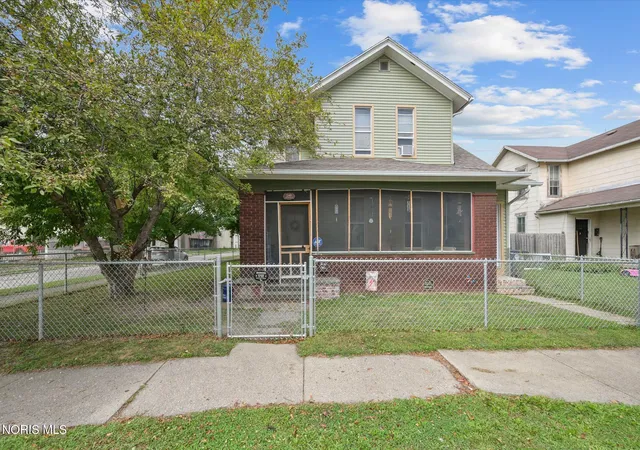 1st image of 240 Gradolph St, Toledo, OH 43612 | MLS# 10011304