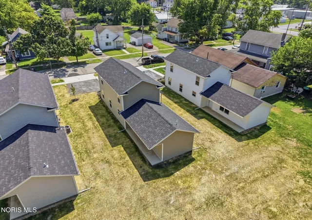 Photo 4 of Single family home for sale at 814 Holly St, Lima, OH 45804 | MLS# 10011314 | Listing updated on 2026-09-22