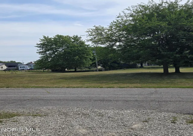 Photo 3 of Land for sale at 509 Gibson St, Defiance, OH 43512 | MLS# 10011322 | Listing updated on 2026-07-31