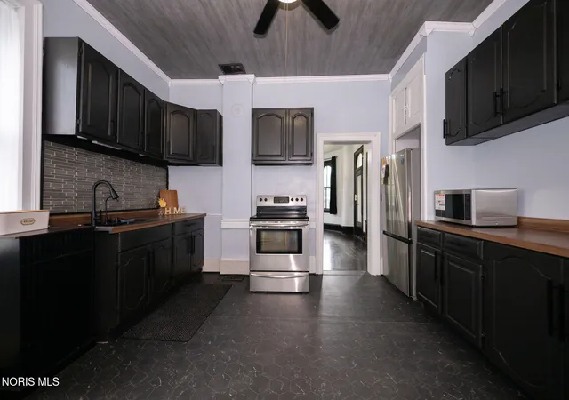 Photo 4 of Sale Pending at 259 W Patterson St, Dunkirk, OH 45836 | MLS# 10011832 | Listing updated on 2026-10-02