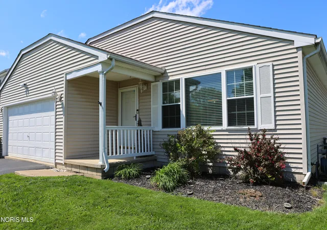 4th image of 1056 Crystal Ln, Findlay, OH 45840 | MLS# 10011933