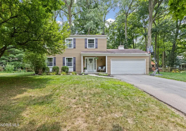 1st image of 5448 Wadsworth Dr, Sylvania, OH 43560 | MLS# 10011333