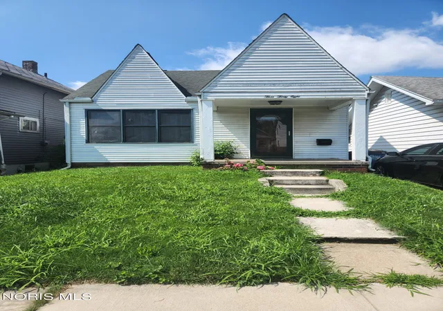 Photo 1 of Single family home for sale at 338 Sheldon St, Toledo, OH 43605 | MLS# 10012367 | Listing updated on 2026-09-08