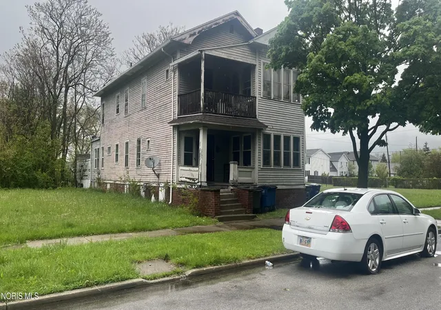 1st image of 212 Floyd St, Toledo, OH 43620 | MLS# 10011354