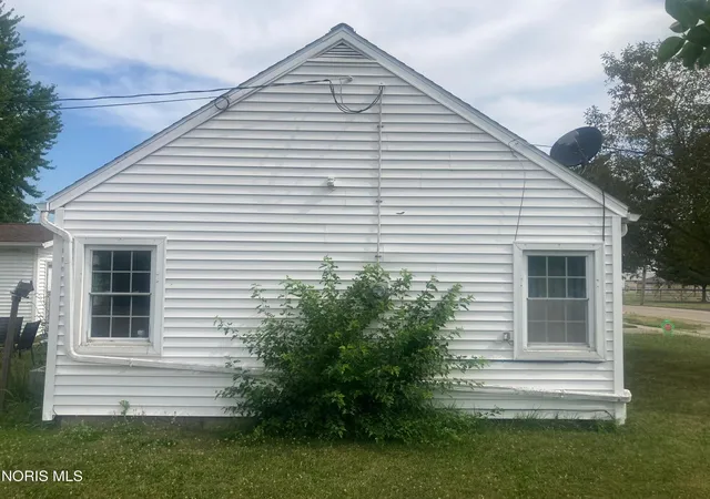 5th image of 402 Centre St, Bryan, OH 43506 | MLS# 10011351