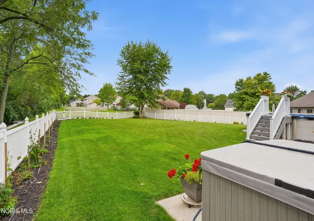 5th image of 325 Beechmont Dr, Findlay, OH 45840 | MLS# 10011442