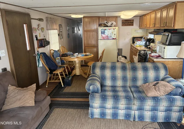 2nd image of 6538 E Bayshore Rd # 24, Lakeside Marblehead, OH 43440 | MLS# 10011360