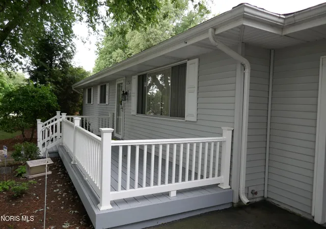 Photo 1 of Sale Pending at 732 S Harefoote St, Holland, OH 43528 | MLS# 10011362 | Listing updated on 2026-09-16