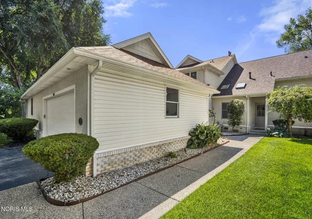 2nd image of 2137 Saint Andrews, Toledo, OH 43615 | MLS# 10011363
