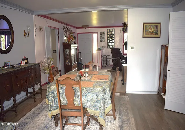 5th image of 942 Country Club Dr, Fostoria, OH 44830 | MLS# 10011364
