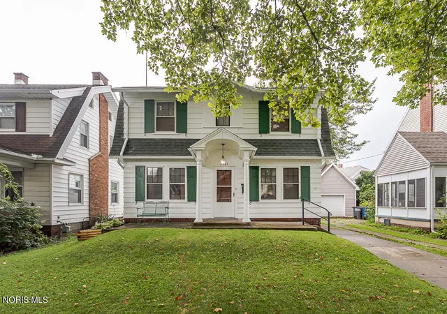1st image of 4349 Overland Pkwy, Toledo, OH 43612 | MLS# 10011380