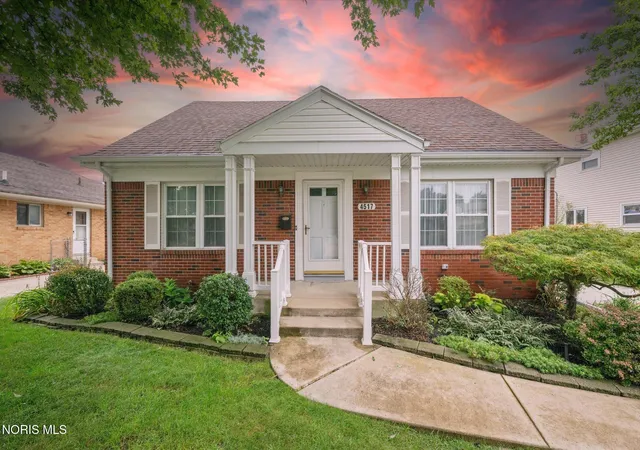 1st image of 4517 Clover Ln, Toledo, OH 43623 | MLS# 10011573