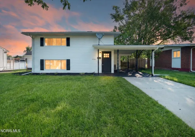 Photo 1 of Single family home for sale at 1206 Richland St, Maumee, OH 43537 | MLS# 10011389 | Listing updated on 2026-08-23