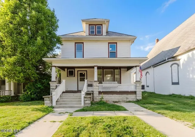 1st image of 306 W Sandusky St, Findlay, OH 45840 | MLS# 10011419