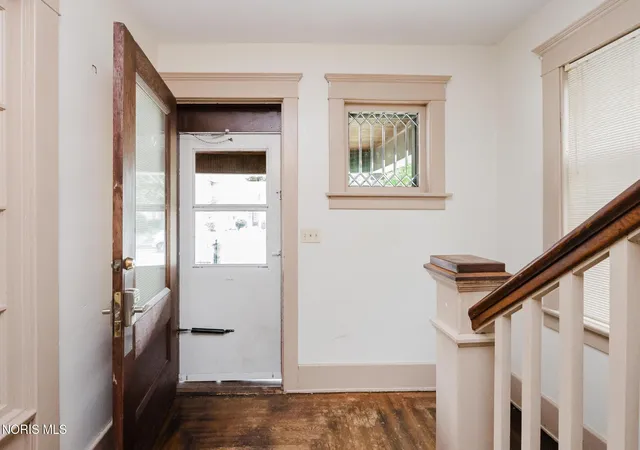 Photo 3 of Single family home for sale at 306 W Sandusky St, Findlay, OH 45840 | MLS# 10011419 | Listing updated on 2026-10-07