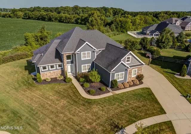 1st image of 8740 Treviso Cir, Monclova, OH 43542 | MLS# 10011425