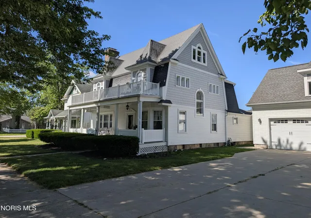 Photo 1 of Sale Pending at 430 W Park St, Wauseon, OH 43567 | MLS# 10011409 | Listing updated on 2026-09-01