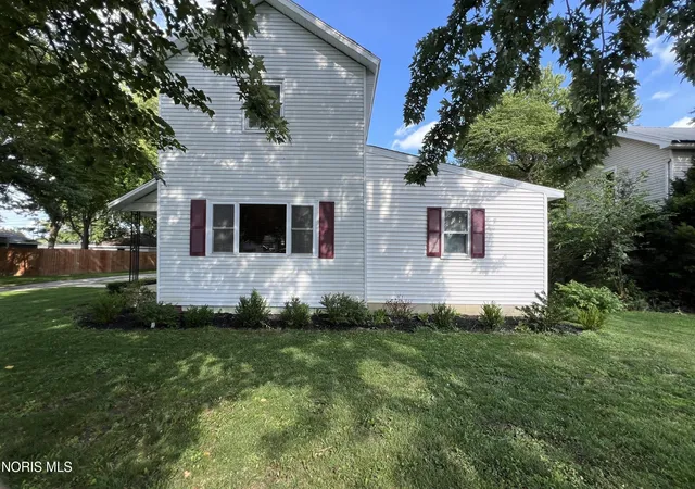 2nd image of 217 S 2nd St, North Baltimore, OH 45872 | MLS# 10011820