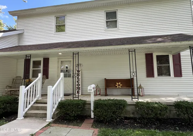Photo 4 of Single family home for sale at 217 S 2nd Street, North Baltimore, OH 45872 | MLS# 10011820 | Listing updated on 2026-09-28