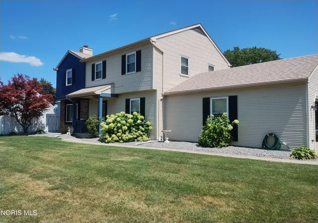 Single family home for sale at 6167 White Oak Dr, Toledo, OH 43615 | MLS# 10011414 | Listing updated on 2026-08-28