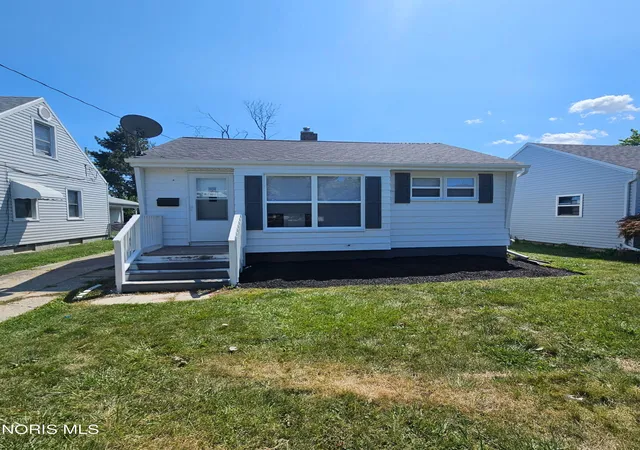 1st image of 2730 104th St, Toledo, OH 43611 | MLS# 10011441
