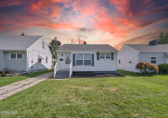 2nd image of 2730 104th St, Toledo, OH 43611 | MLS# 10011441