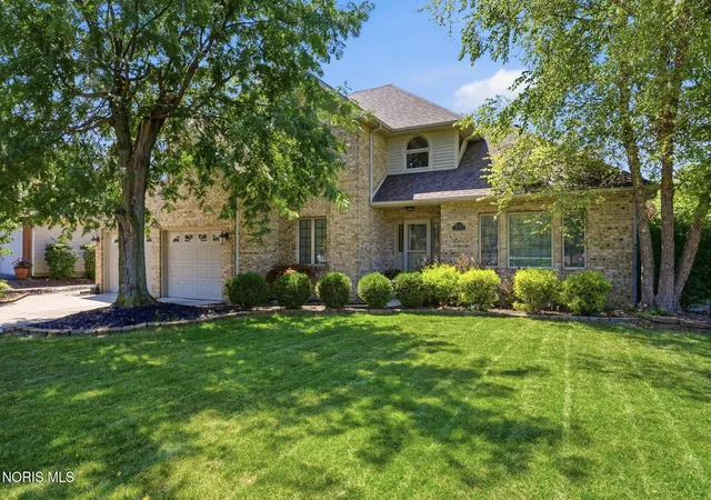 2nd image of 2118 S Lake Ct, Findlay, OH 45840 | MLS# 10011438
