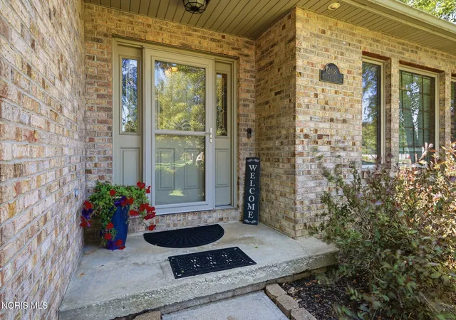 64th image of 2118 S Lake Ct, Findlay, OH 45840 | MLS# 10011438