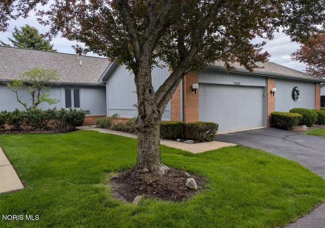 1st image of 5809 Greenridge Ln # B, Toledo, OH 43615 | MLS# 10011539